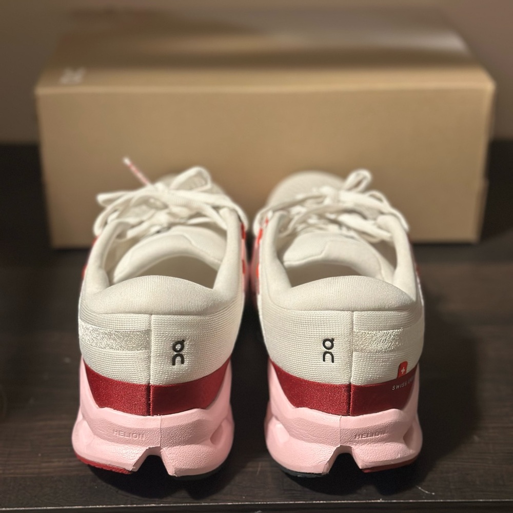 On Running Cloudsurfer 2 Women’s Athletic Shoes - White and Pink - Picture 4 of 5